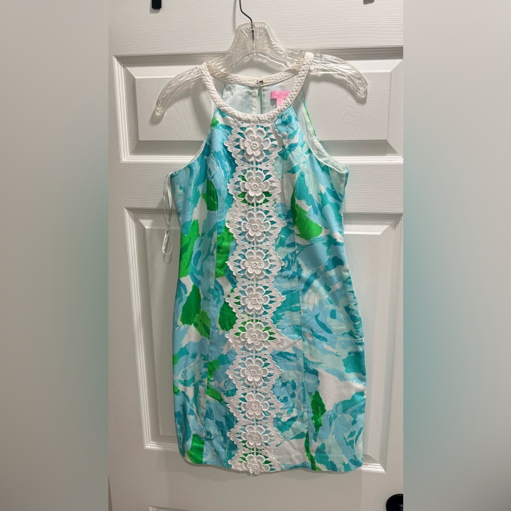 LILLY PULITZER PEARL SHIFT POOLSIDE BLUE
FIRST IMPRESSION SIZE 4